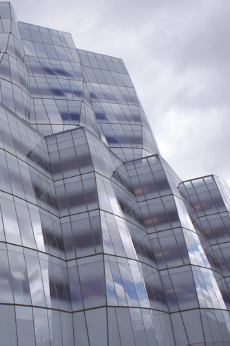 a) Unitised glazing system: IAC Headquarters, New York, U.S.A. Architect: Frank Gehry & Studios Architecture