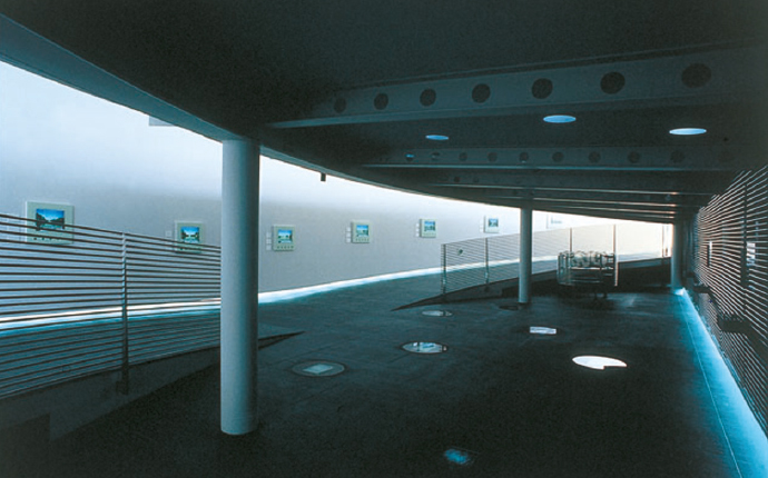 (MCO_01_132) Electrical lighting